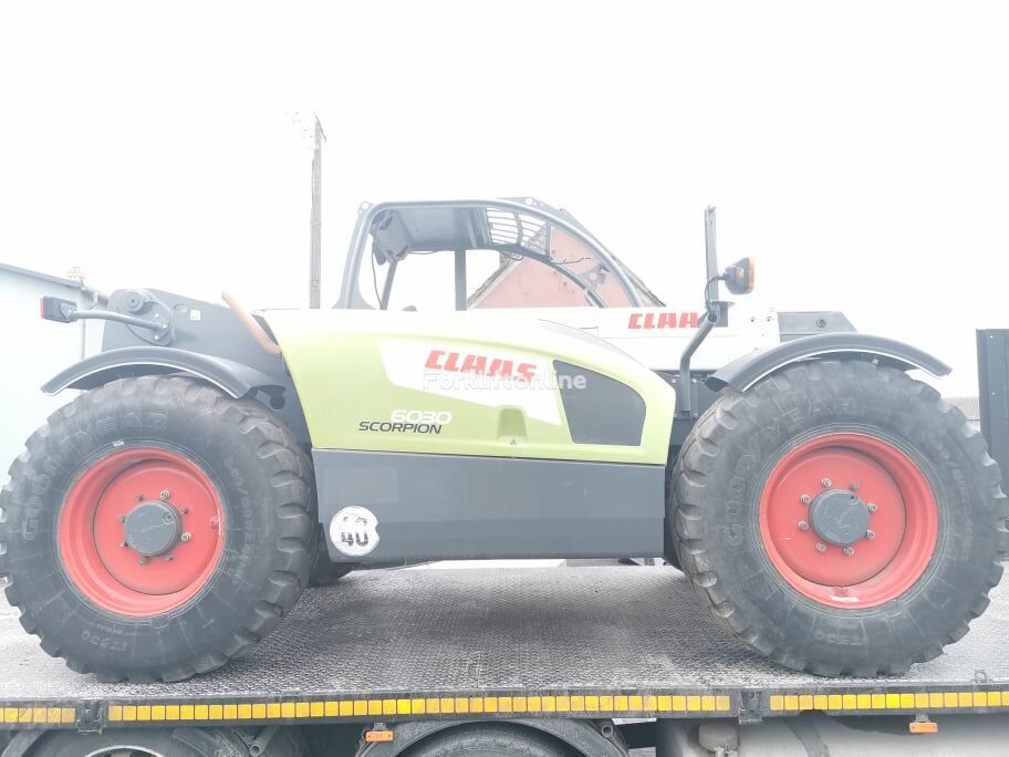 Claas Scorpion 6030 CP enganche de remolque para cargadora telescópica